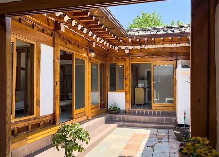 Youngchoo Hanok
